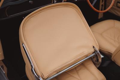 1968 Aston Martin DB6 Volante