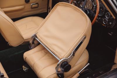 1968 Aston Martin DB6 Volante