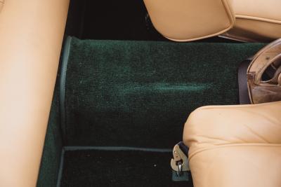 1968 Aston Martin DB6 Volante