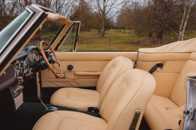 1968 Aston Martin DB6 Volante