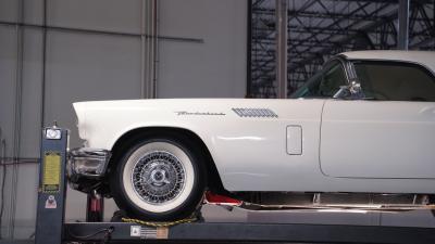 1957 Ford Thunderbird