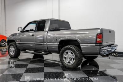 2002 Dodge Ram 2500 Quad Cab Laramie SLT