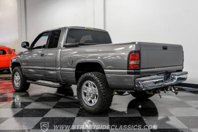 2002 Dodge Ram 2500 Quad Cab Laramie SLT