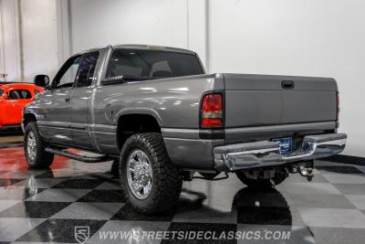 2002 Dodge Ram 2500 Quad Cab Laramie SLT