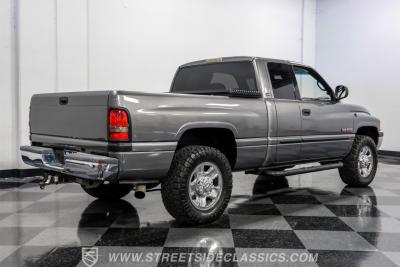 2002 Dodge Ram 2500 Quad Cab Laramie SLT