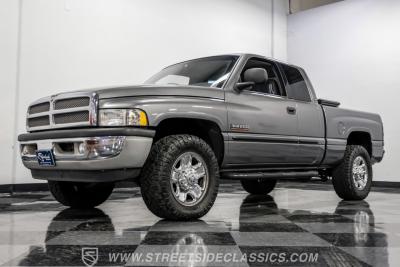 2002 Dodge Ram 2500 Quad Cab Laramie SLT