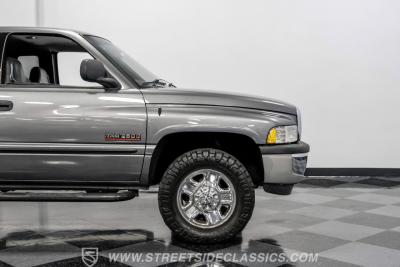 2002 Dodge Ram 2500 Quad Cab Laramie SLT