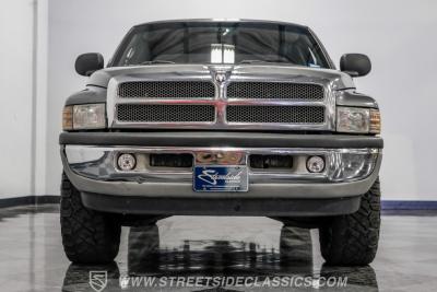 2002 Dodge Ram 2500 Quad Cab Laramie SLT