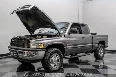 2002 Dodge Ram 2500 Quad Cab Laramie SLT