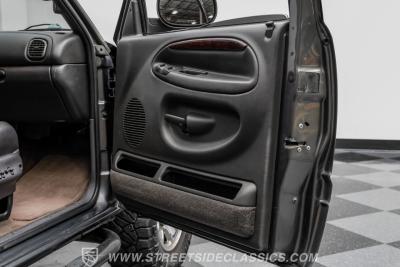 2002 Dodge Ram 2500 Quad Cab Laramie SLT