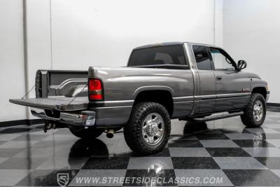 2002 Dodge Ram 2500 Quad Cab Laramie SLT