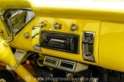 1955 Chevrolet 3100 Big Window Restomod
