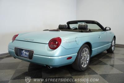 2002 Ford Thunderbird
