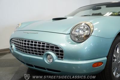 2002 Ford Thunderbird