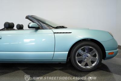 2002 Ford Thunderbird
