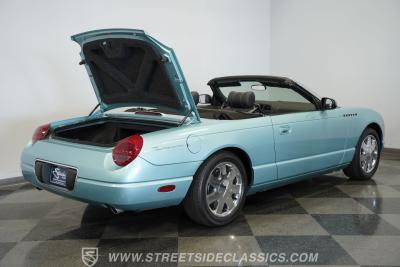 2002 Ford Thunderbird