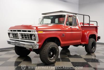 1976 Ford F-100 Custom Cab 4X4
