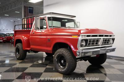 1976 Ford F-100 Custom Cab 4X4