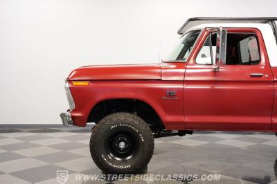 1976 Ford F-100 Custom Cab 4X4