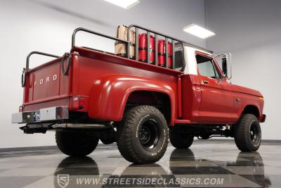 1976 Ford F-100 Custom Cab 4X4