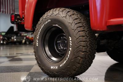 1976 Ford F-100 Custom Cab 4X4