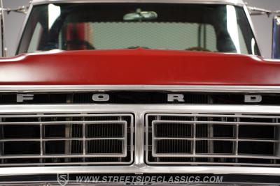 1976 Ford F-100 Custom Cab 4X4