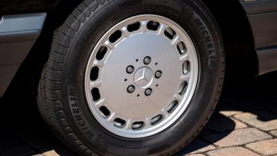 1991 Mercedes - Benz 560 SEC