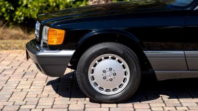 1991 Mercedes - Benz 560 SEC