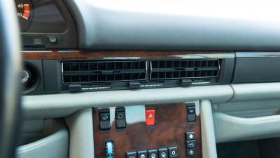 1991 Mercedes - Benz 560 SEC