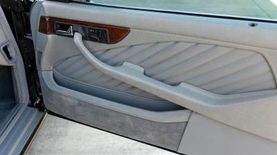 1991 Mercedes - Benz 560 SEC