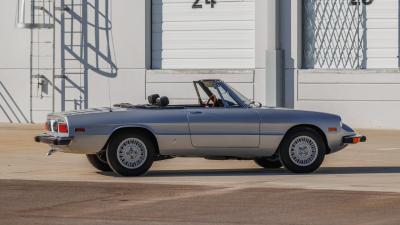 1974 Alfa Romeo 2000 Spider Veloce