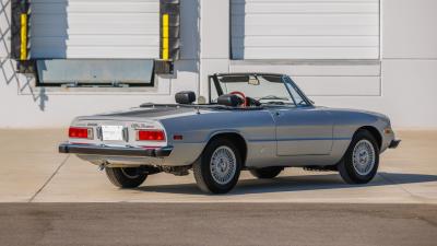 1974 Alfa Romeo 2000 Spider Veloce
