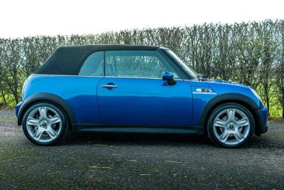 2005 Mini COOPER S
