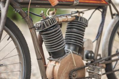 1915 Harley Davidson Showroom Replica