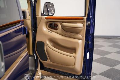 2001 Chevrolet Conversion Van Regency