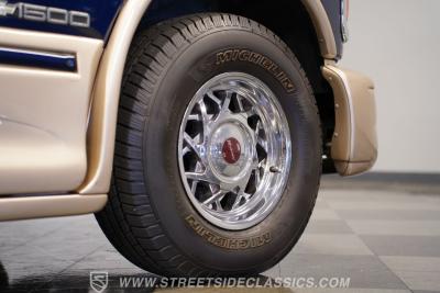 2001 Chevrolet Conversion Van Regency