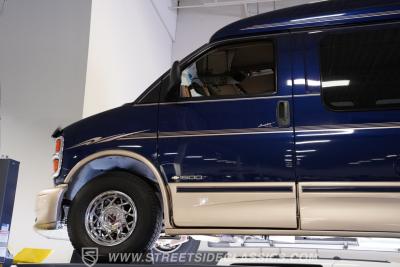 2001 Chevrolet Conversion Van Regency