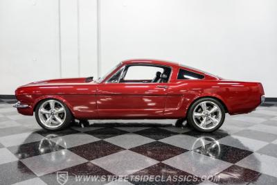 1965 Ford Mustang Fastback Restomod