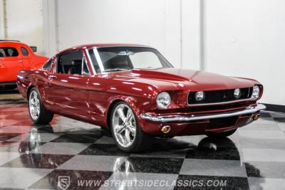 1965 Ford Mustang Fastback Restomod