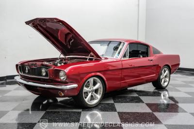 1965 Ford Mustang Fastback Restomod