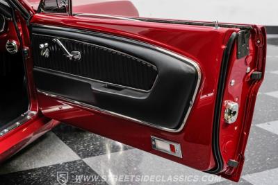 1965 Ford Mustang Fastback Restomod