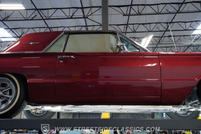 1964 Ford Thunderbird