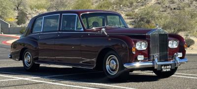 1975 Rolls - Royce Phantom VI