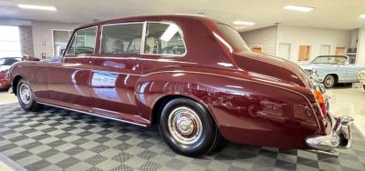 1975 Rolls - Royce Phantom VI