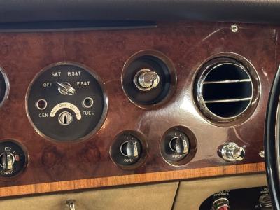 1975 Rolls - Royce Phantom VI