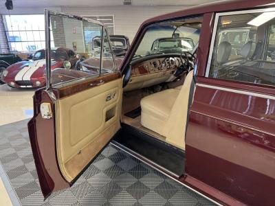 1975 Rolls - Royce Phantom VI