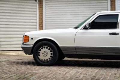 1984 Mercedes - Benz 500 SEL (Armoured)