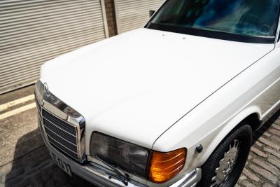 1984 Mercedes - Benz 500 SEL (Armoured)