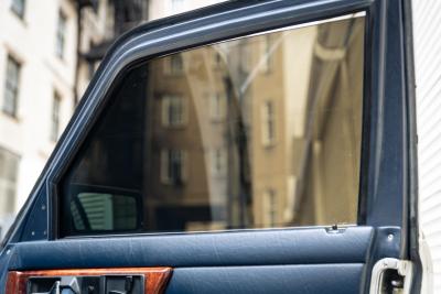 1984 Mercedes - Benz 500 SEL (Armoured)