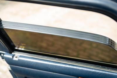 1984 Mercedes - Benz 500 SEL (Armoured)